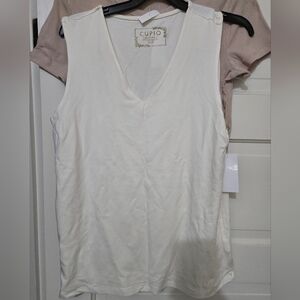Cupio Cream V-Neck Tank Top